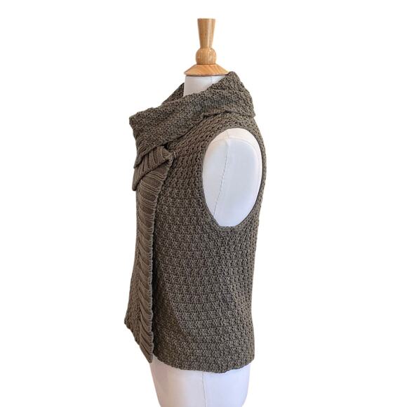 Chico's Olive Green Open Chunky Knit Sweater Vest, Cotton Blend, Size M - Picture 3 of 12